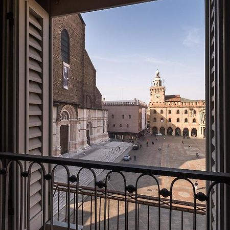 Urbanicooh Asinelli - Balcony On Piazza Maggiore Болонья Экстерьер фото