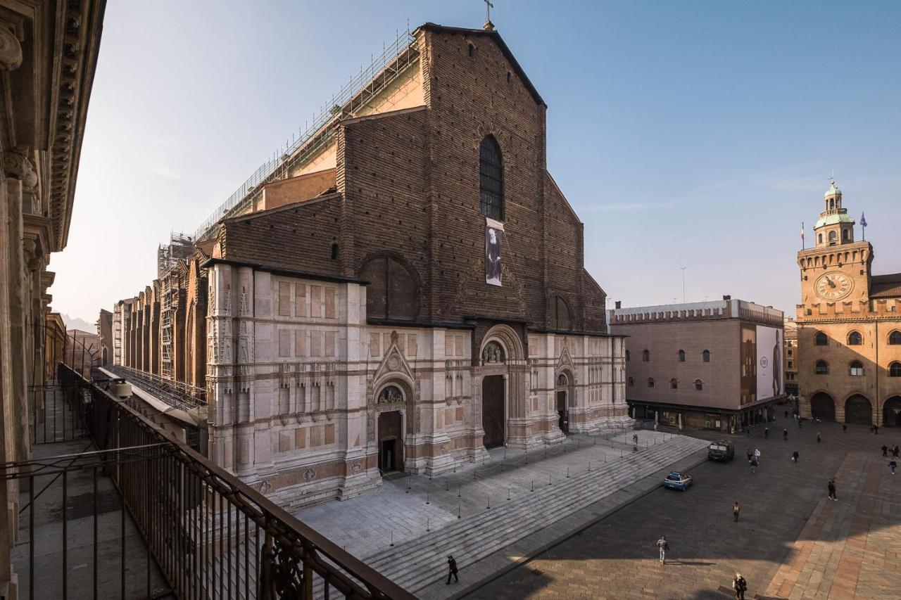 Urbanicooh Asinelli - Balcony On Piazza Maggiore Болонья Экстерьер фото