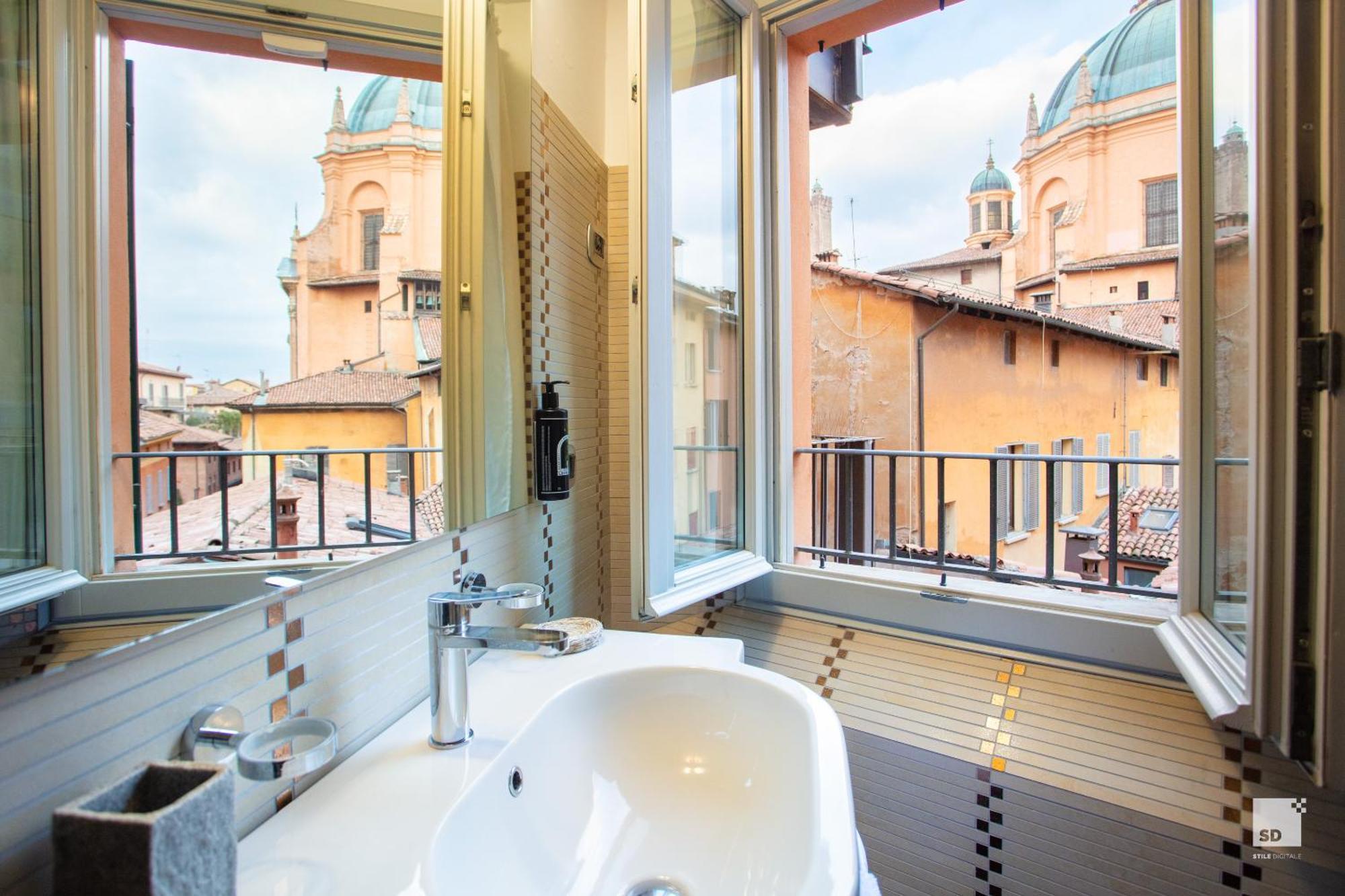 Urbanicooh Asinelli - Balcony On Piazza Maggiore Болонья Экстерьер фото