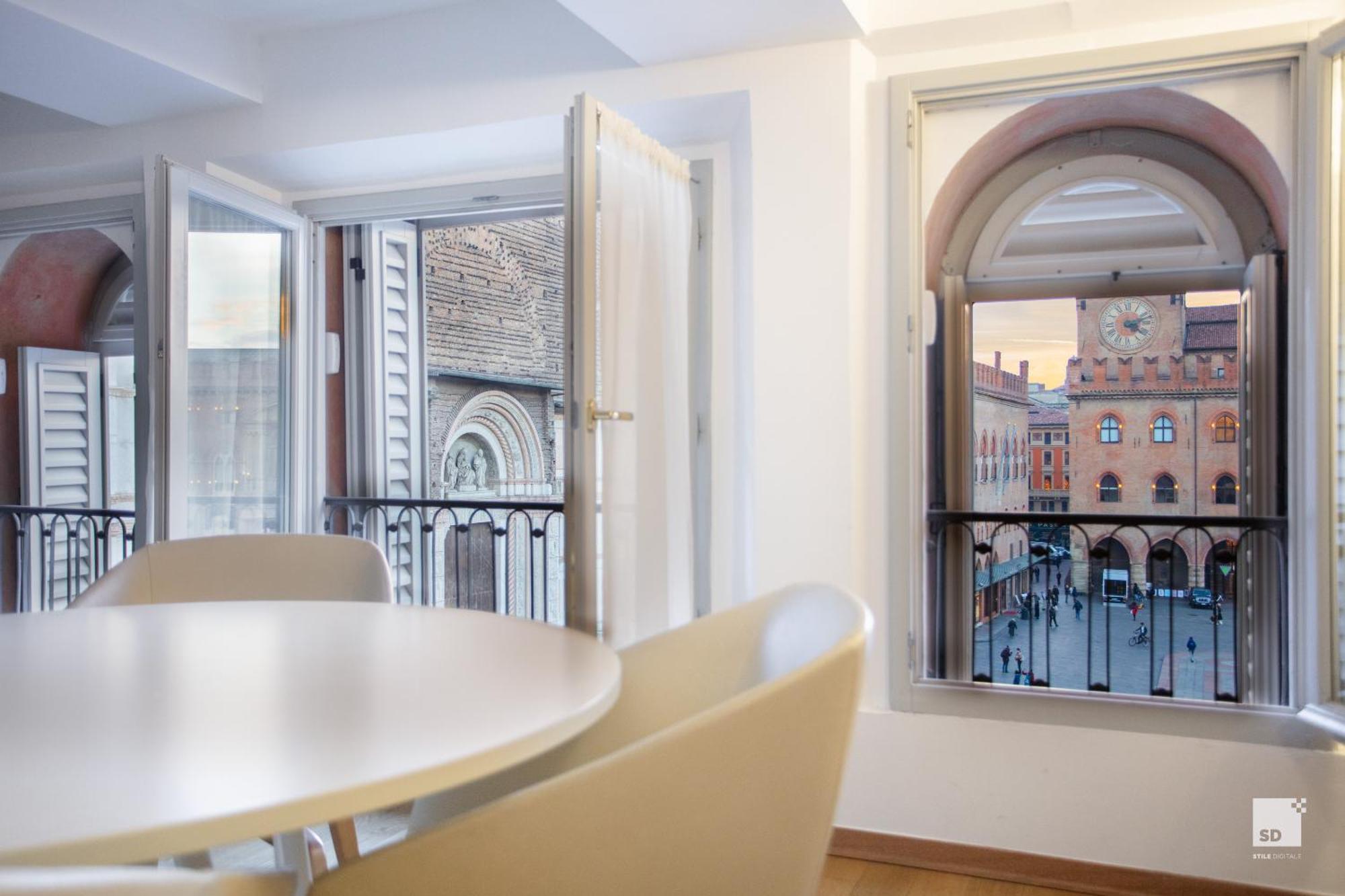 Urbanicooh Asinelli - Balcony On Piazza Maggiore Болонья Экстерьер фото